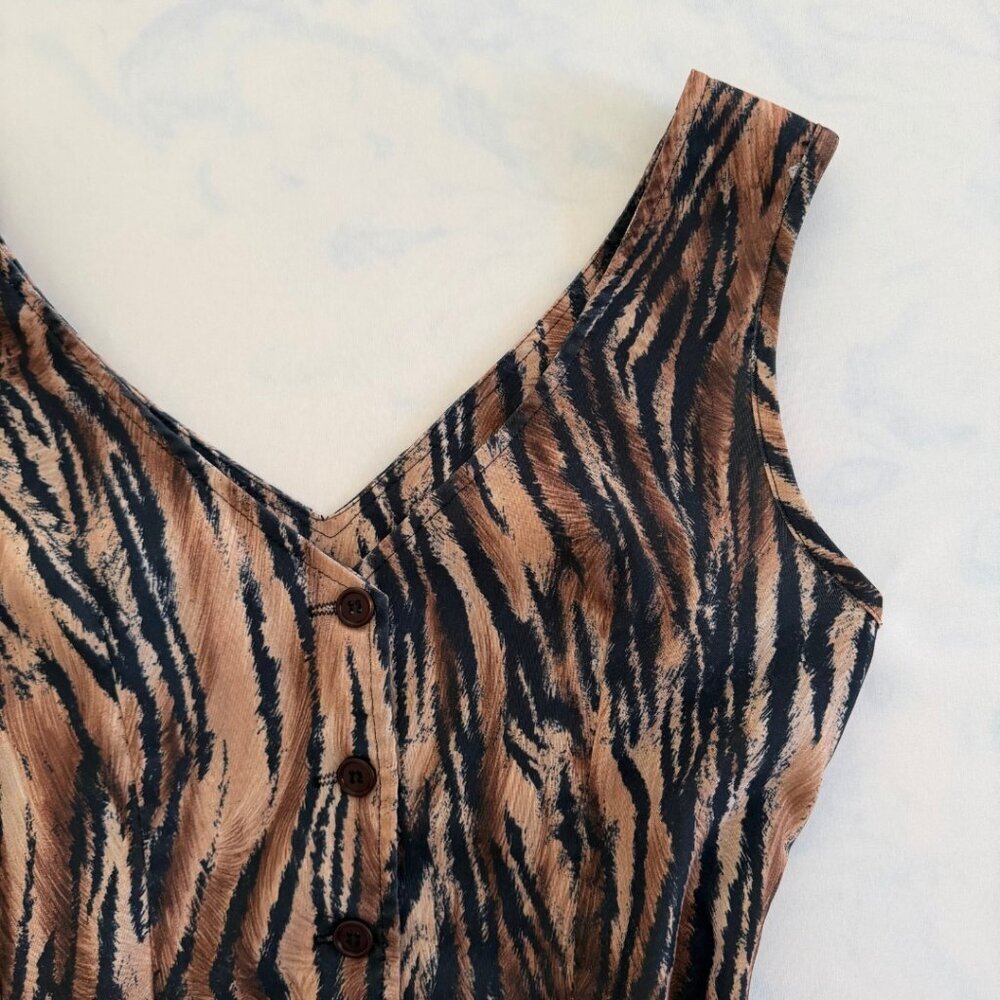 Brioche Vintage Animal Print V-Neck Sleeveless Top - Picture 3 of 7
